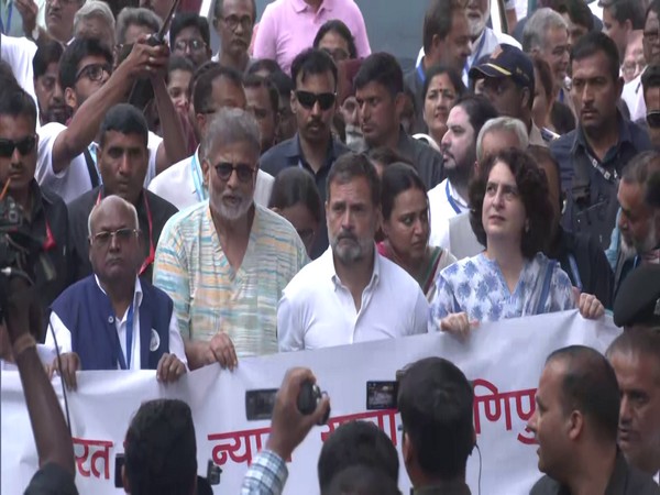 Rahul Gandhi's Jan Nyay Padyatra in Mumbai