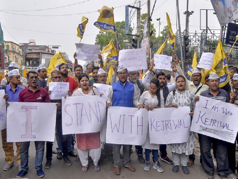 AAP supporters protest against the arrest of Arvind Kejriwal