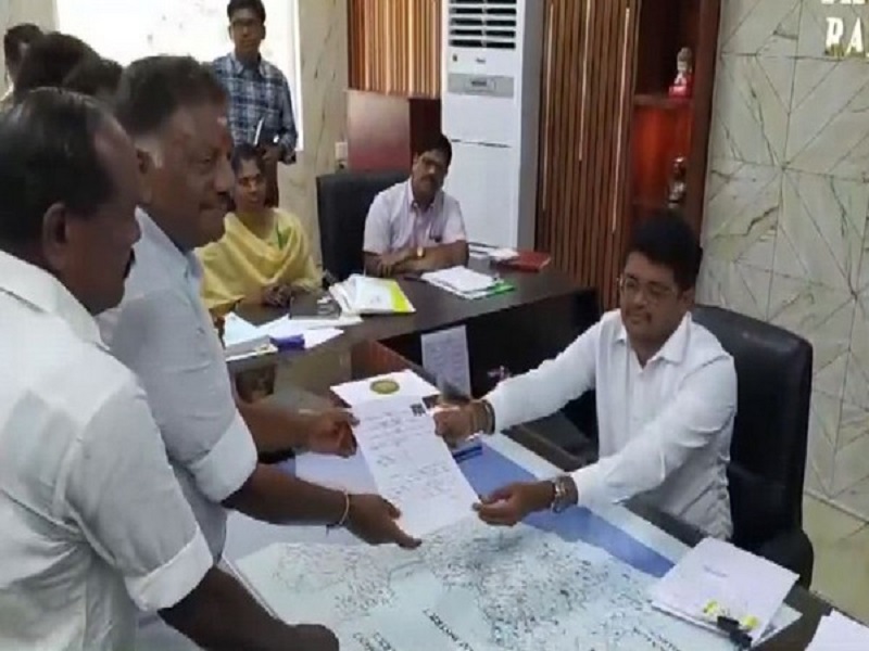 Former CM O Panneerselvam files nomination from Ramanathapuram