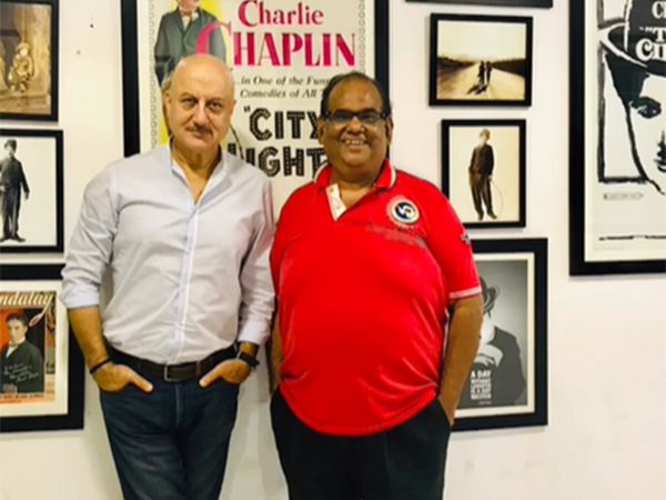 Anupam Kher and Satish Kaushik