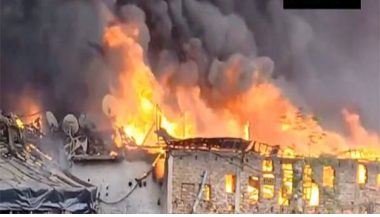 Big fire destroys many shanties in Kolkata