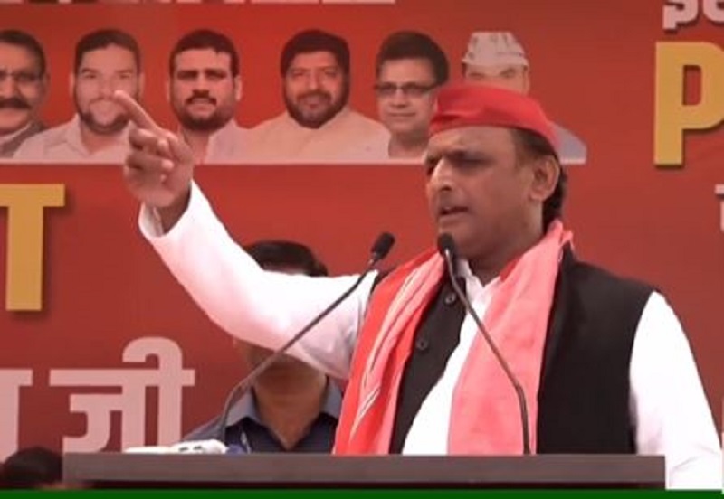 Akhilesh Yadav address a public rally at Budaun